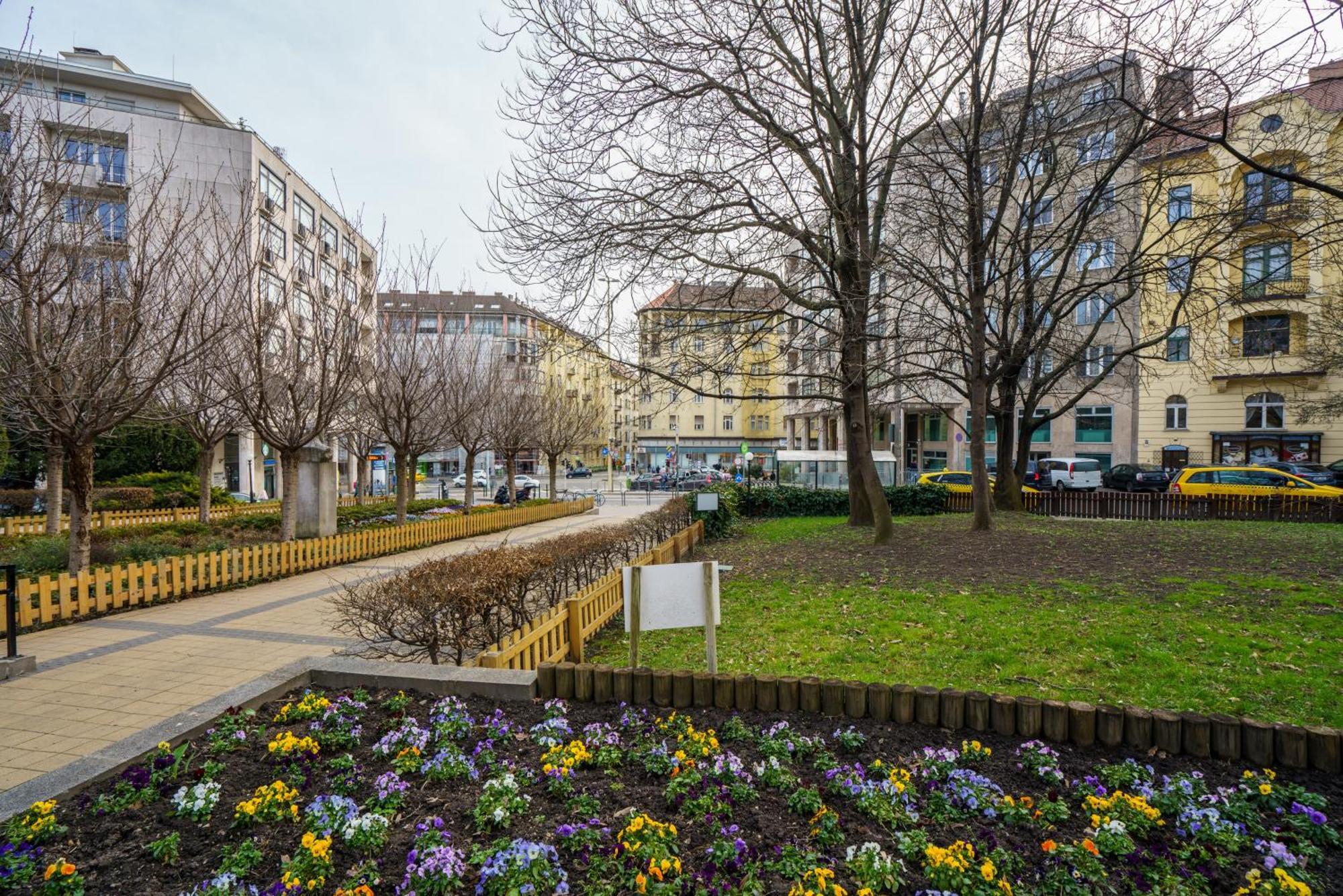 Barka Home In Downtown Buda Budapest Exterior foto